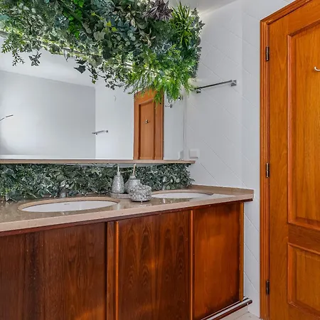 Casa Do Rei - *