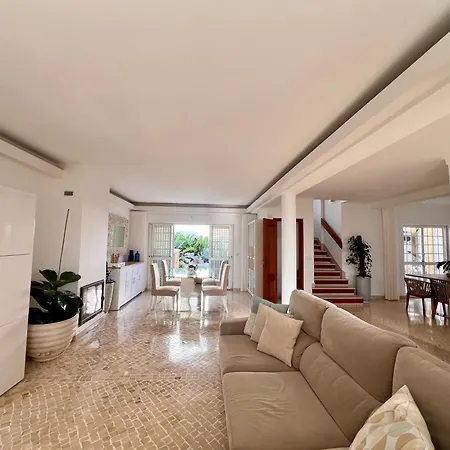 Casa Do Rei - *